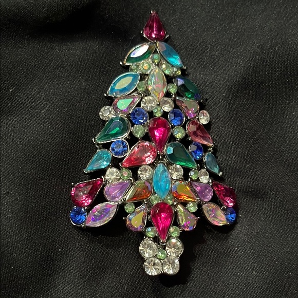 Avon Jewelry - RARE Avon 2006 Blue Pink Purple Iridescent Crystal Christmas Tree Brooch